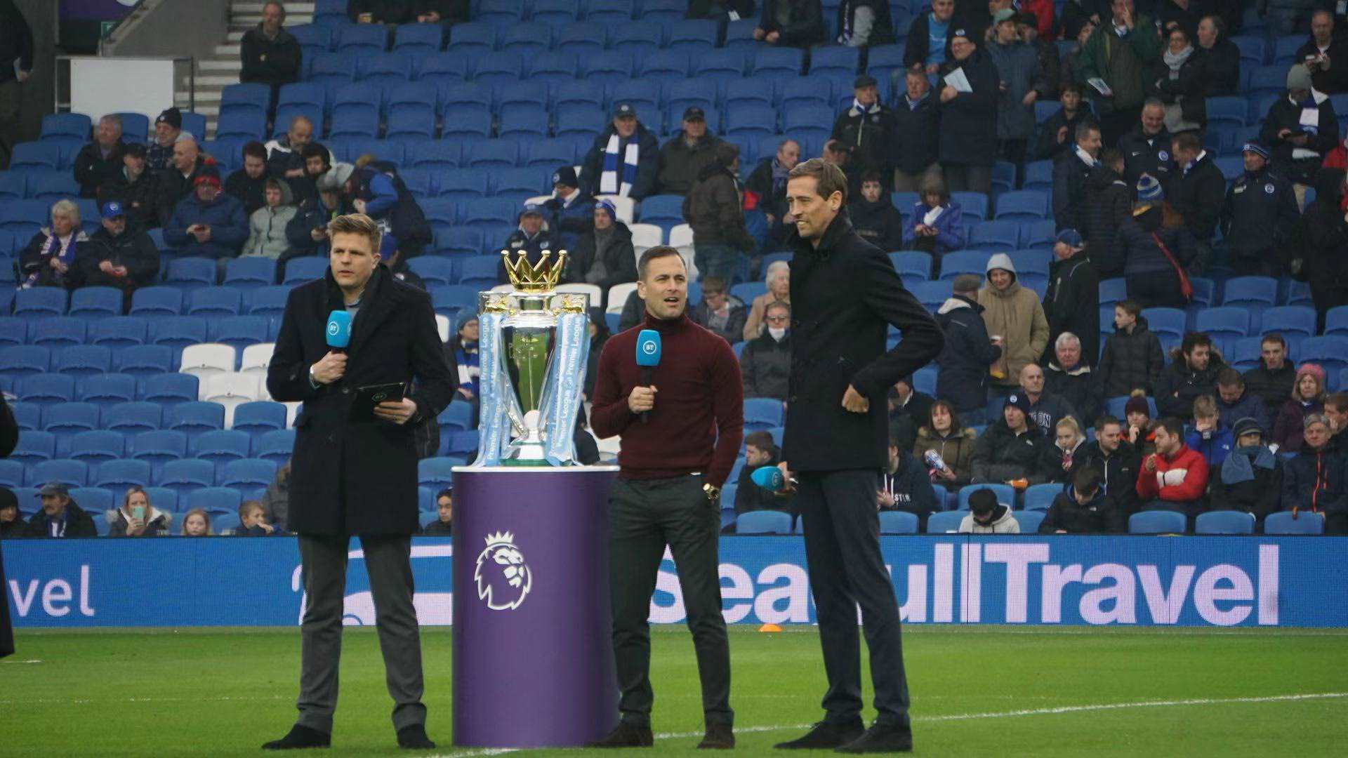 出生于瑞士 出生于瑞士