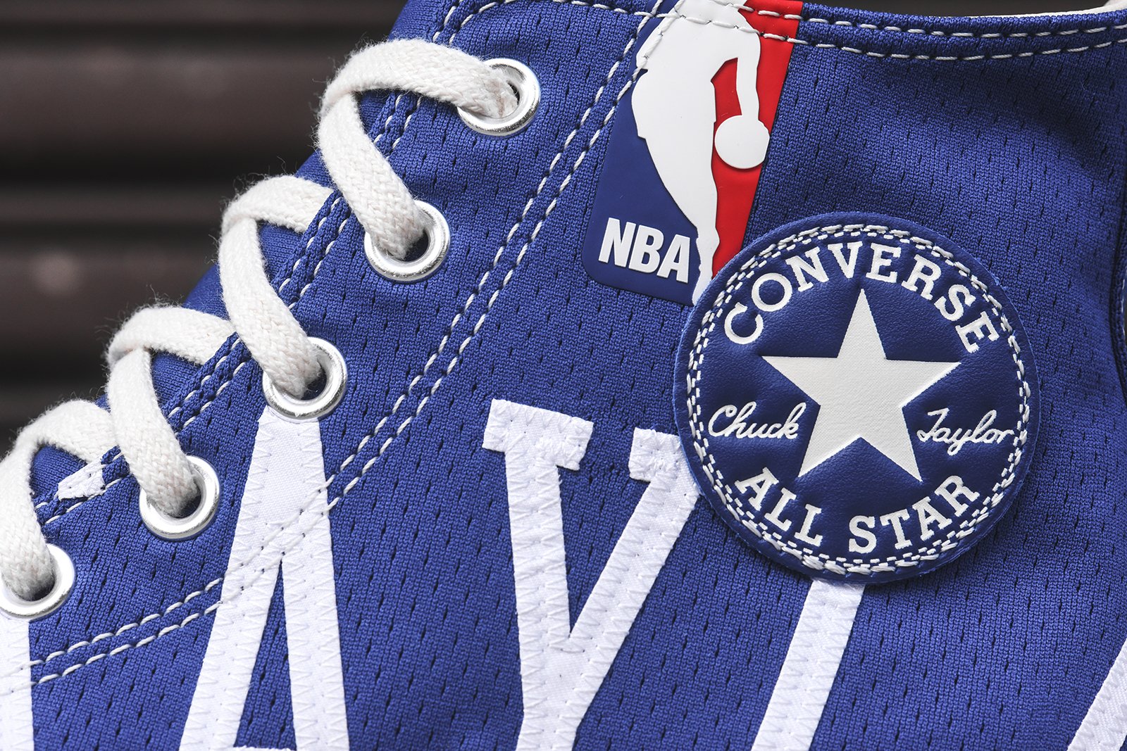 可以借助手 可以借助手