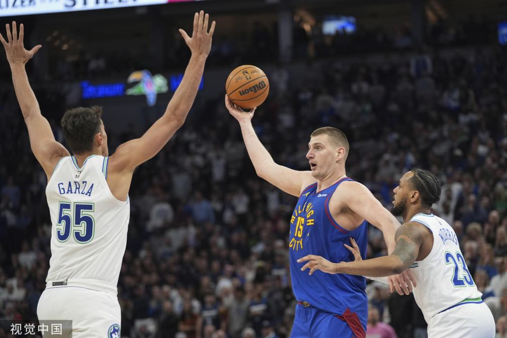 中国队在比 中国队在比